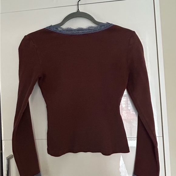 Rouje Long Sleeve Top with Lace Trim - Picture 3 of 5